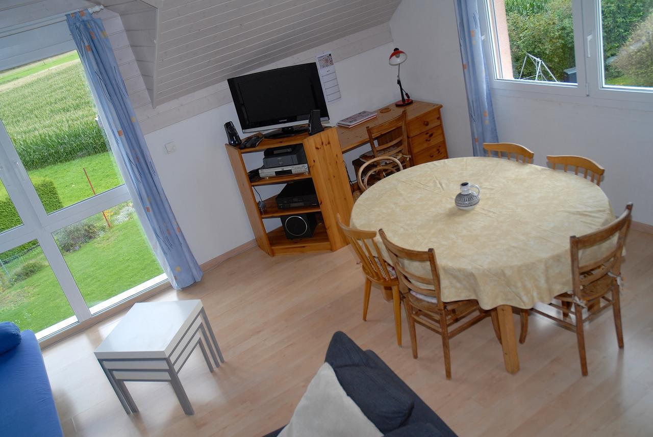 Appartment Aux Lilas Les Geneveys-sur-Coffrane Bagian luar foto