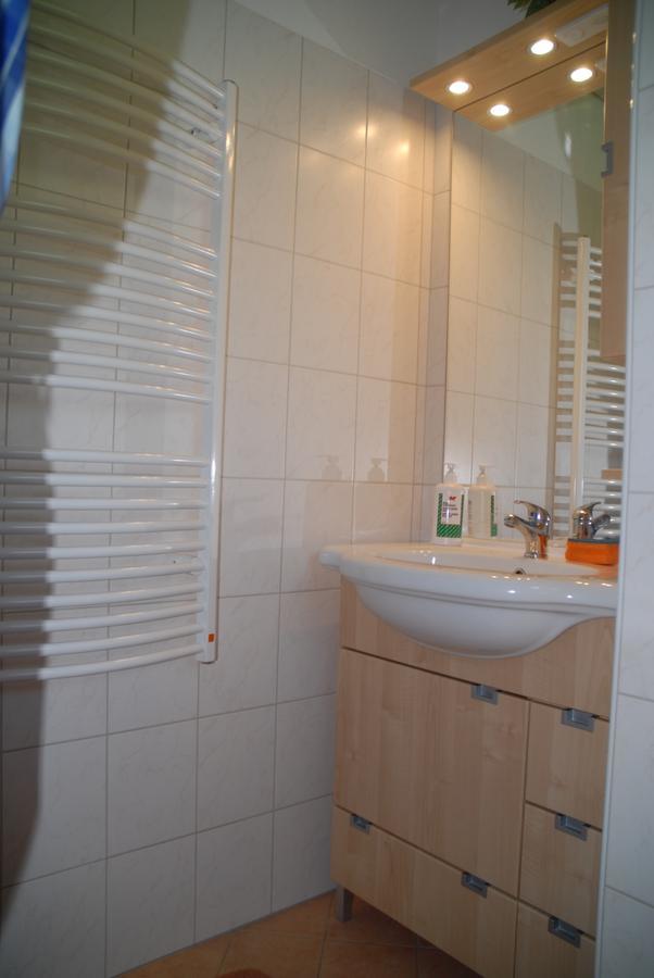 Appartment Aux Lilas Les Geneveys-sur-Coffrane Bagian luar foto